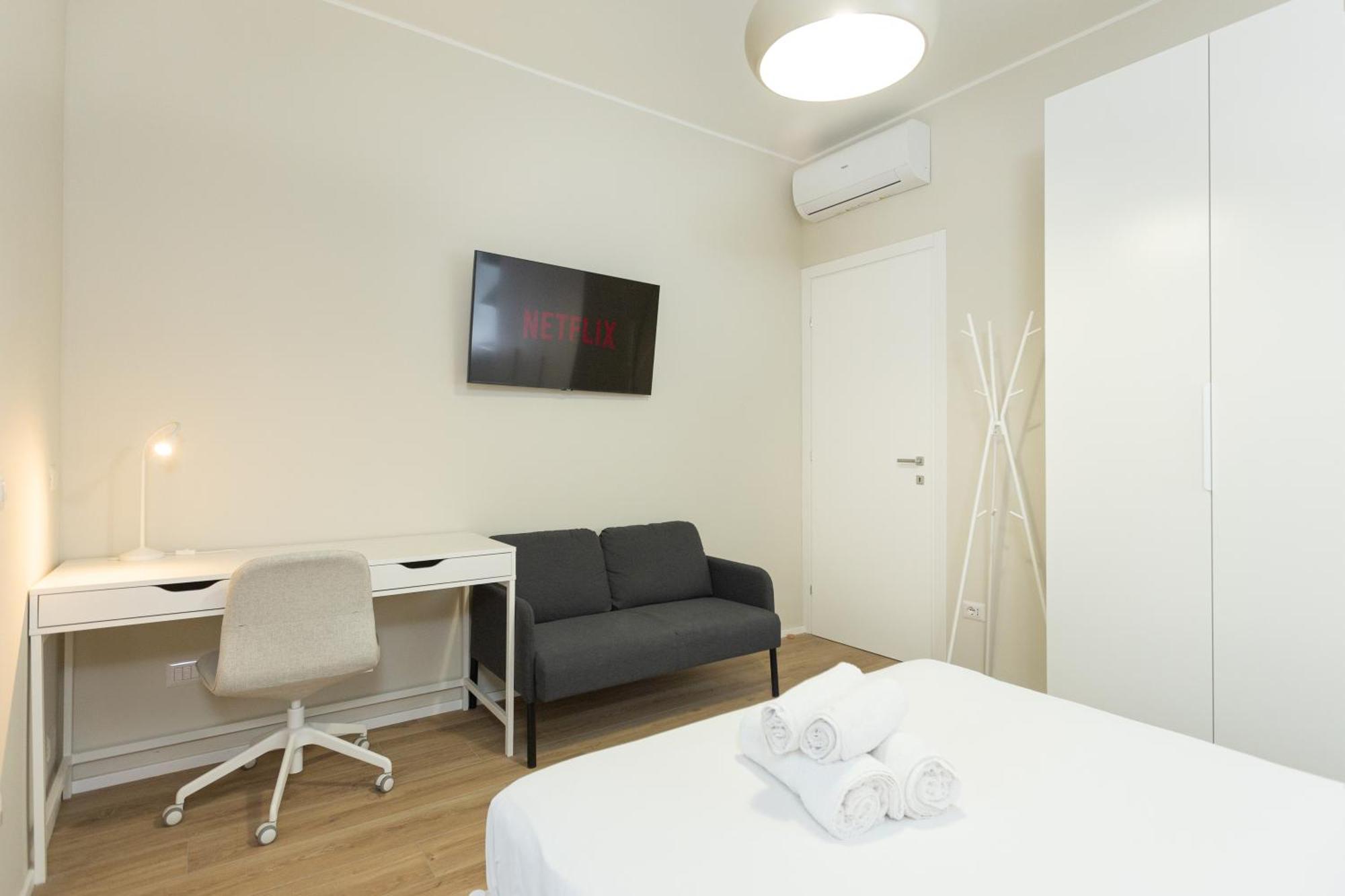 Dreams Exclusive Apartments With Terrace - Free Parking - M1 Station - Near Center Mailand Exterior foto