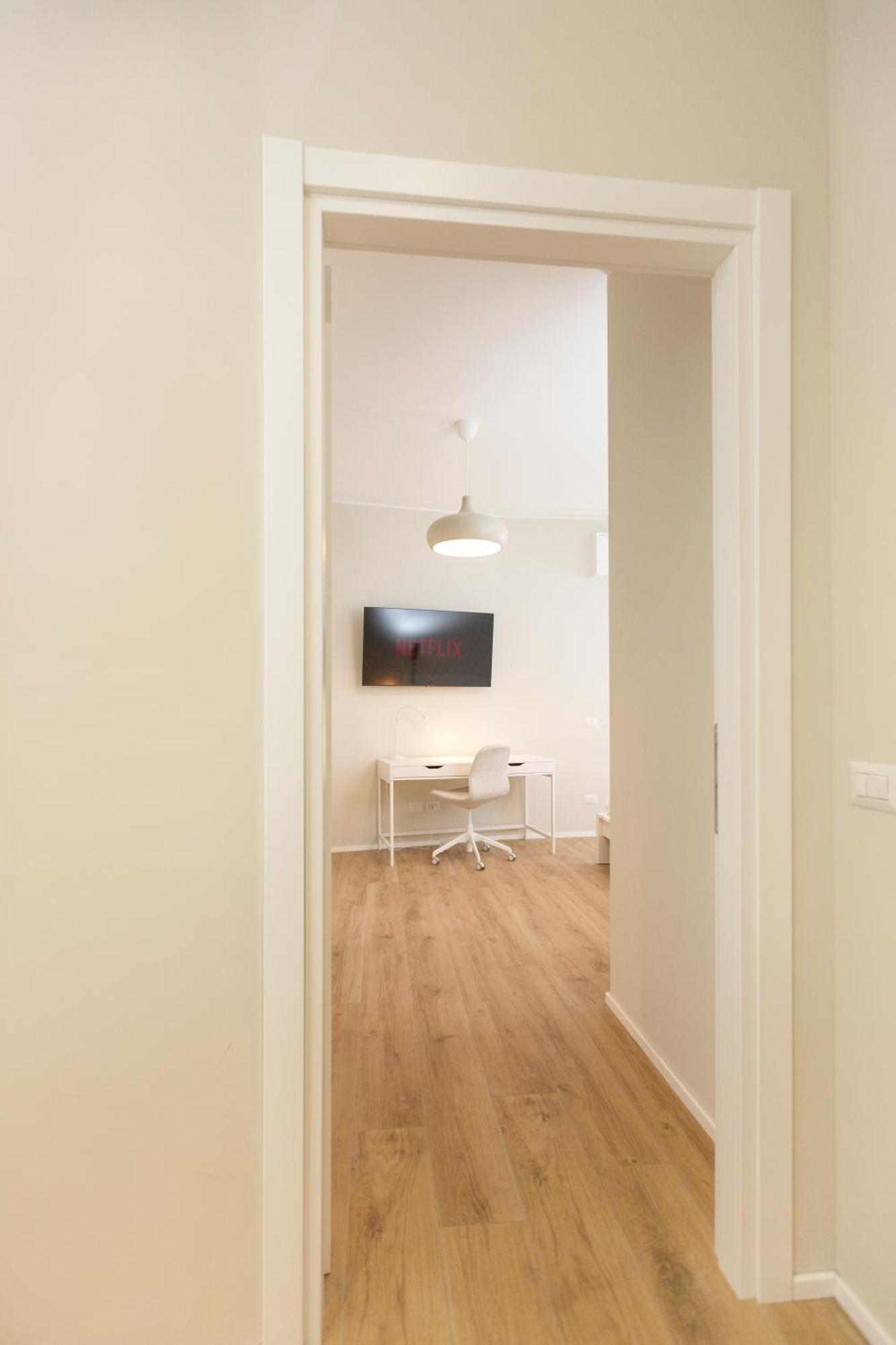 Dreams Exclusive Apartments With Terrace - Free Parking - M1 Station - Near Center Mailand Exterior foto