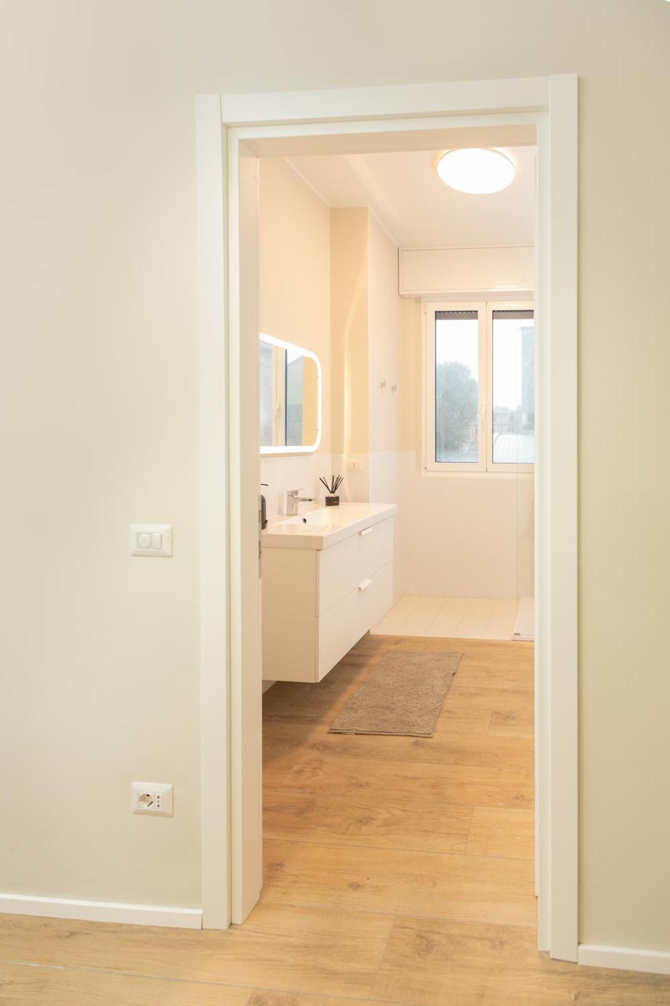 Dreams Exclusive Apartments With Terrace - Free Parking - M1 Station - Near Center Mailand Exterior foto