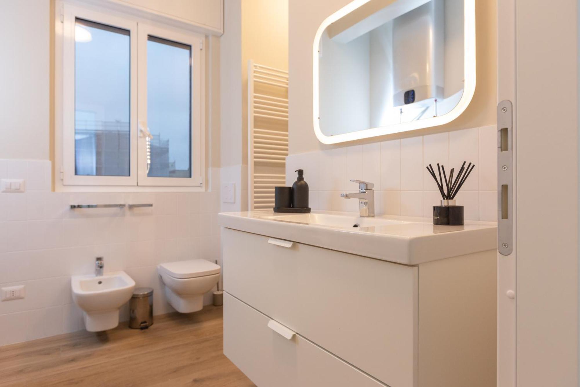 Dreams Exclusive Apartments With Terrace - Free Parking - M1 Station - Near Center Mailand Exterior foto